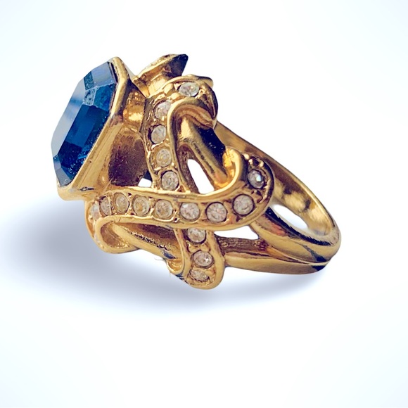 Vintage Avon Elizabeth Taylor Sparkle Kiss Ring - Picture 2 of 3